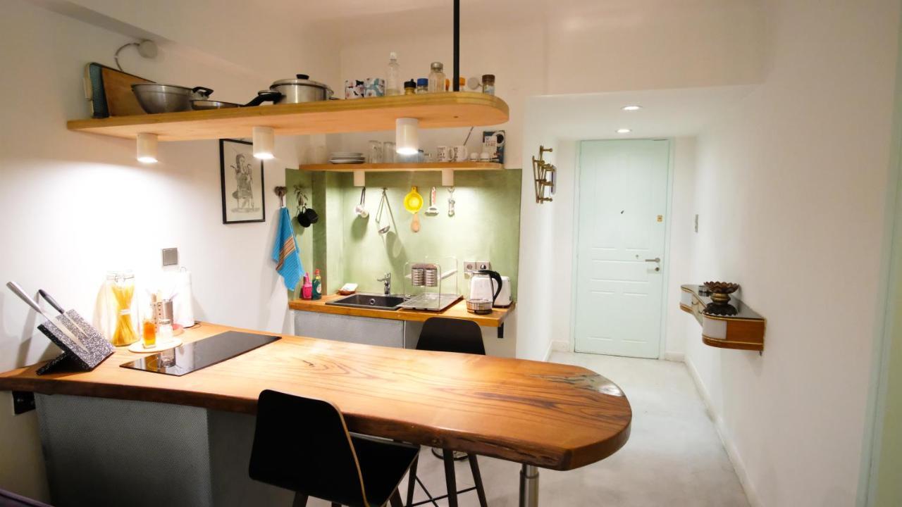 Calm And Cozy Flat With Romantic Garden Афины Экстерьер фото